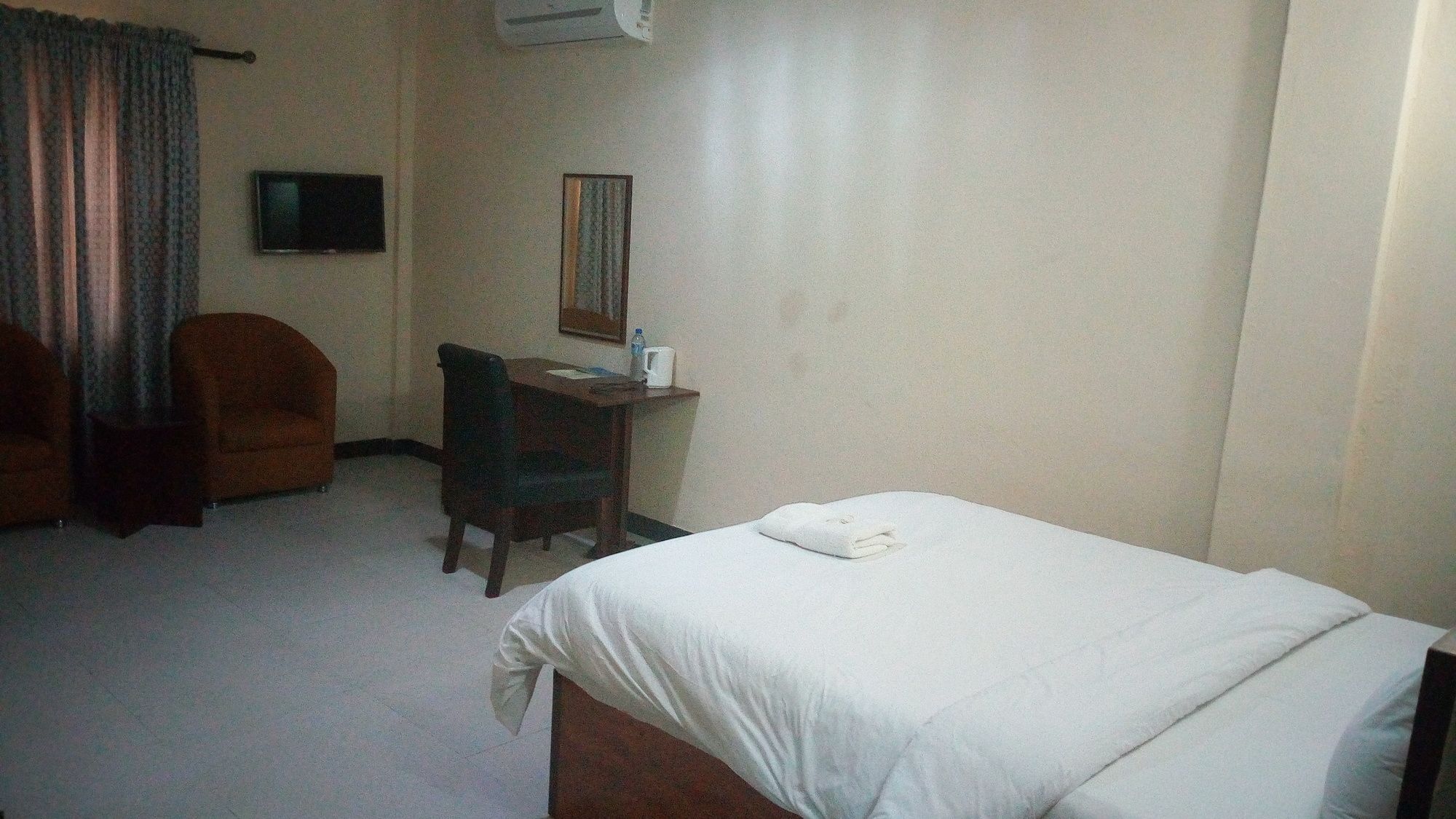 Providence Hotel Abeokuta Екстер'єр фото